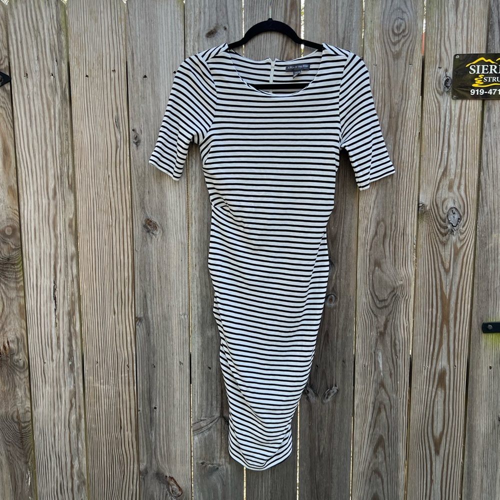A Pea in the Pod Short Sleeve Striped Dress Women’s Small